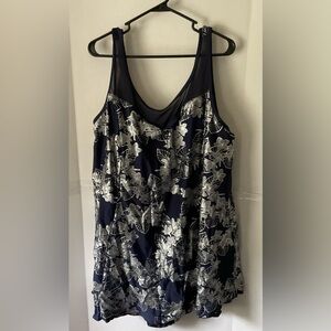 Swimsuits For All Navy and silver Floral Swimsuit size 32 one piece lined